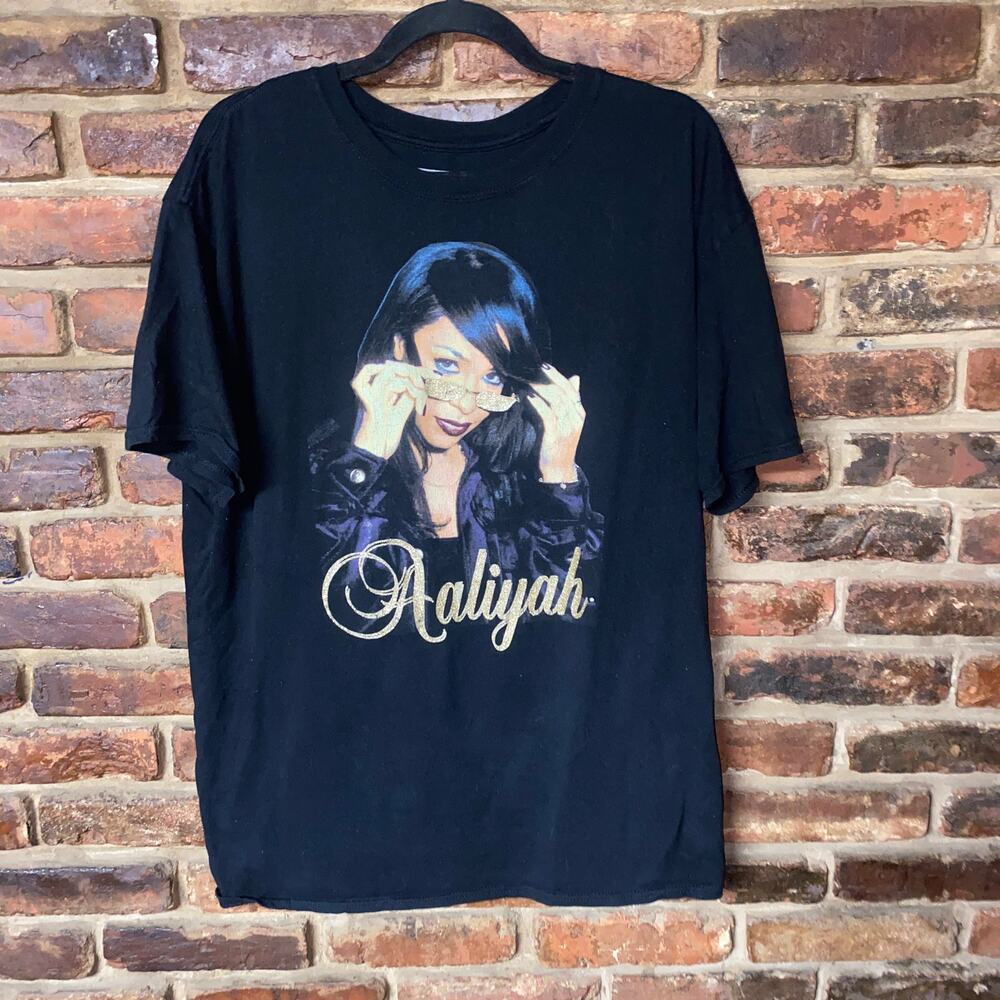 Aaliyah Black Sparkle Graphic Short Sleeve Crew Neck T-Shirt Women's Size XL